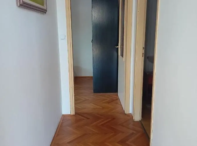 アパート Marko *