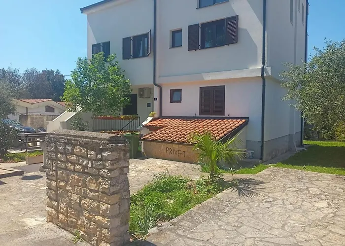 アパート Marko ポレッチ