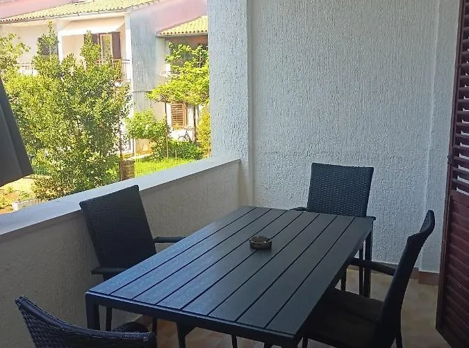 アパート Marko ポレッチ